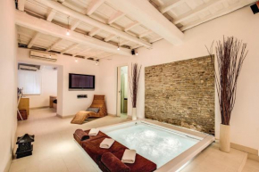 Гостиница Jacuzzi Luxury Suite  Рим